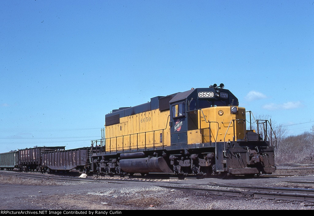 CNW 6650 near Melrose Park